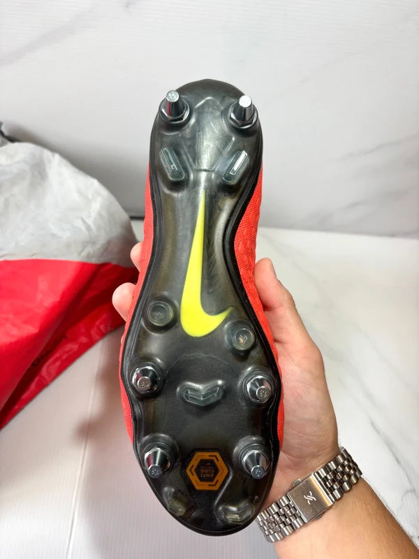 Nike Hypervenom 3 Elite DF SG-Pro Anti-Clog Raised On Concrete - Light Crimson/Wolf Grey