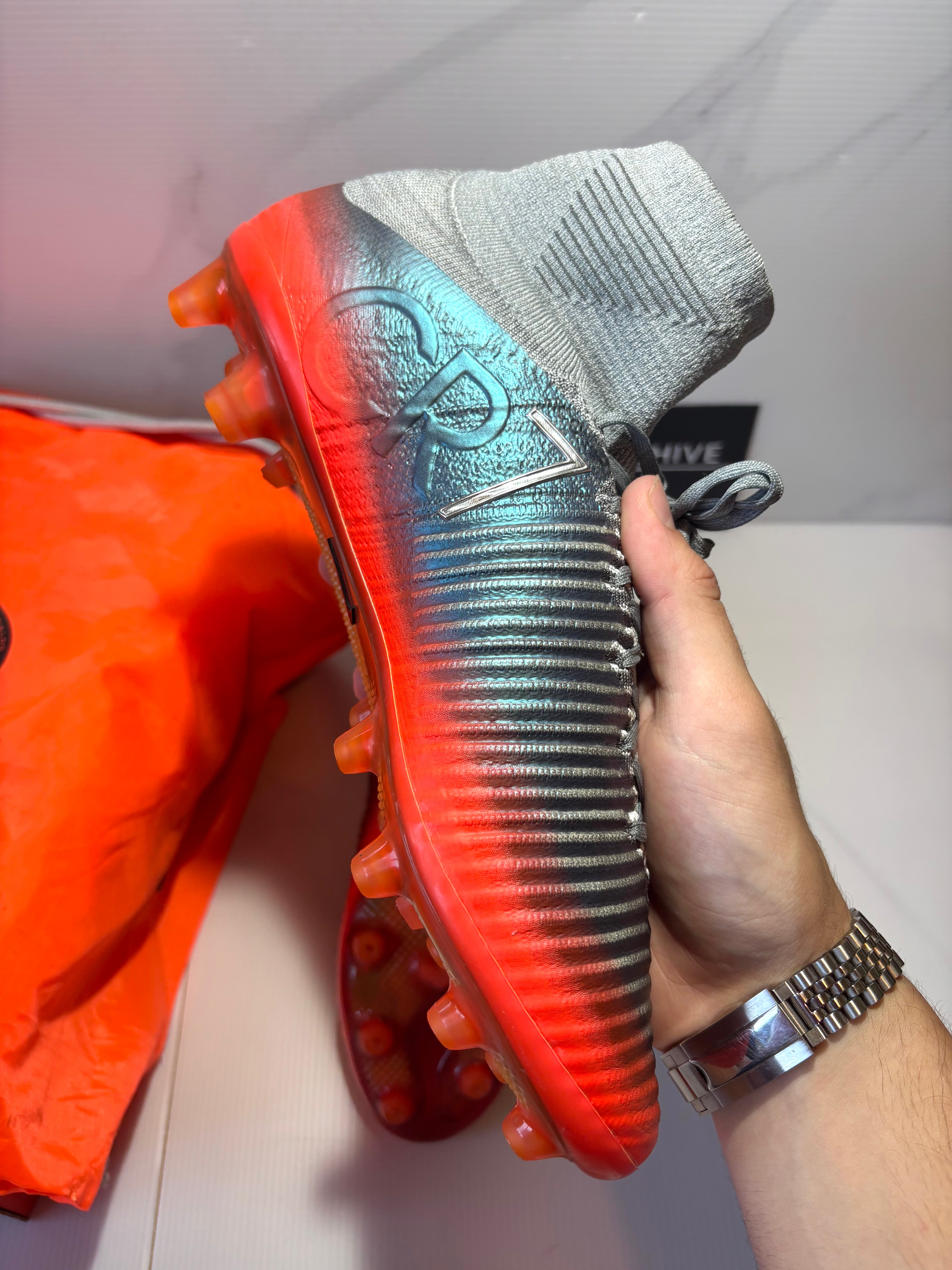 Nike Mercurial Superfly V Cr7 Chapter 4 Ag - Grey / Orange